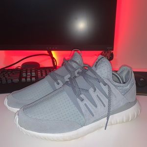 Adidas Tubular Radial Grey